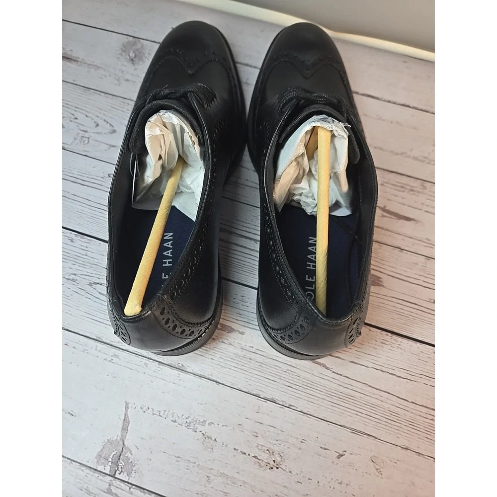 Cole Haan ME Wing Oxford Mens Black Leather Almond Toe Dress Shoes Sz 10.5